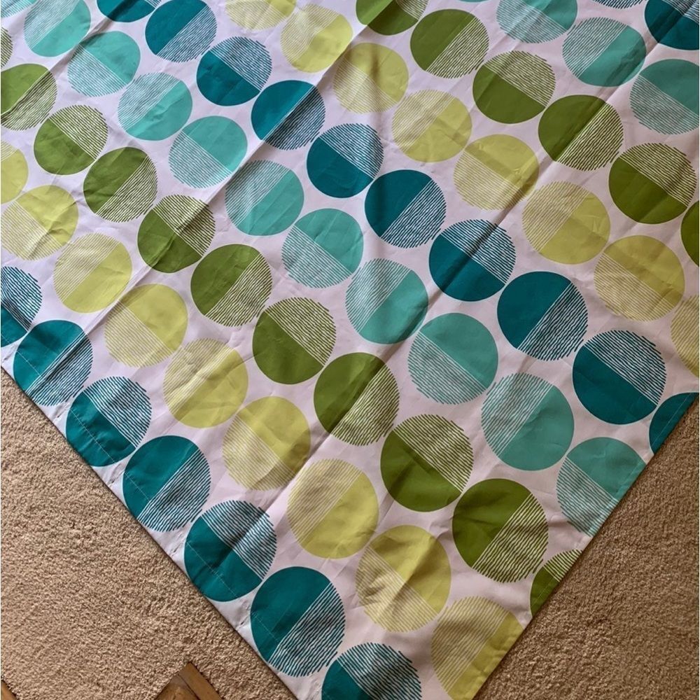 Shower Curtain - Picture 4 of 12